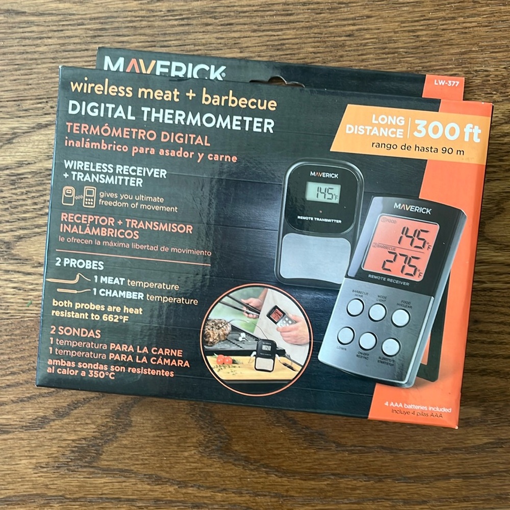 Maverick LW-377 Wireless BBQ Thermometer Set.